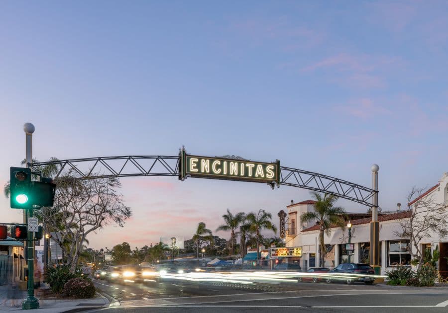 Laundry Pick-up and Delivery in Encinitas, CA: What Local Residents Need to Know